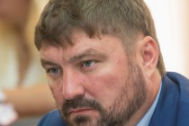 Глава города должен контролировать представительные органы власти, - Владислав Атмахов