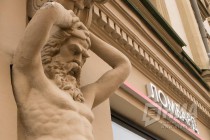 Более 140 рекламных табличек в центре Нижнего Новгорода приведены в соответствие с требованиями мэрии