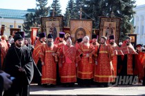 Пасхальный крестный ход в Нижнем Новгороде