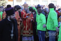 Пасхальный крестный ход в Нижнем Новгороде