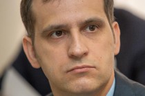 Необходимо проводить отдельные совещания, чтобы депутаты могли вникнуть в проекты администрации, - Алексей Ситдиков