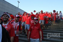 Марш швейцарских болельщиков в Нижнем Новгороде перед матчем с Коста-Рикой