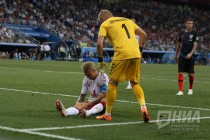 Защитник сборной Дании Симон Кьер и вратарь Каспер Шмейхель