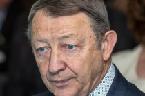 Правительство страны дало возможность внести предложения по законопроекту о повышении пенсионного возраста, - Борис Шахов