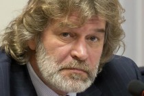 Система модельного бюджетирования должна простимулировать города и районы зарабатывать самостоятельно, - Александр Табачников