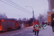 Маршрутка загорелась на пл. Минина в Нижнем Новгороде 12 января