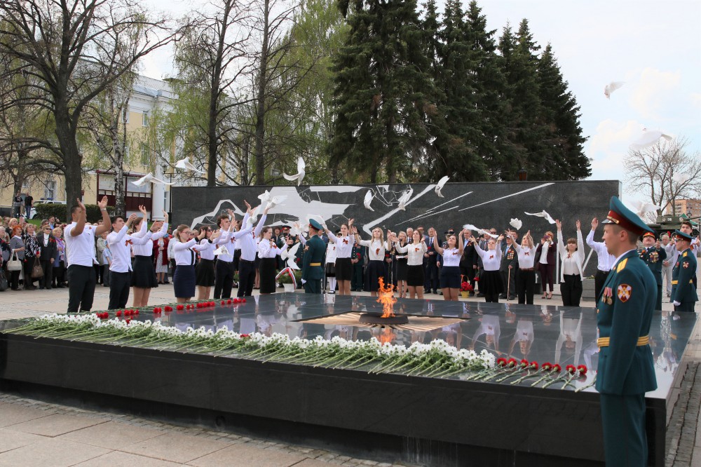 Посвященный 74-й годовщине победы в Великой Отечественной войне митинг прошел в Нижегородском кремле