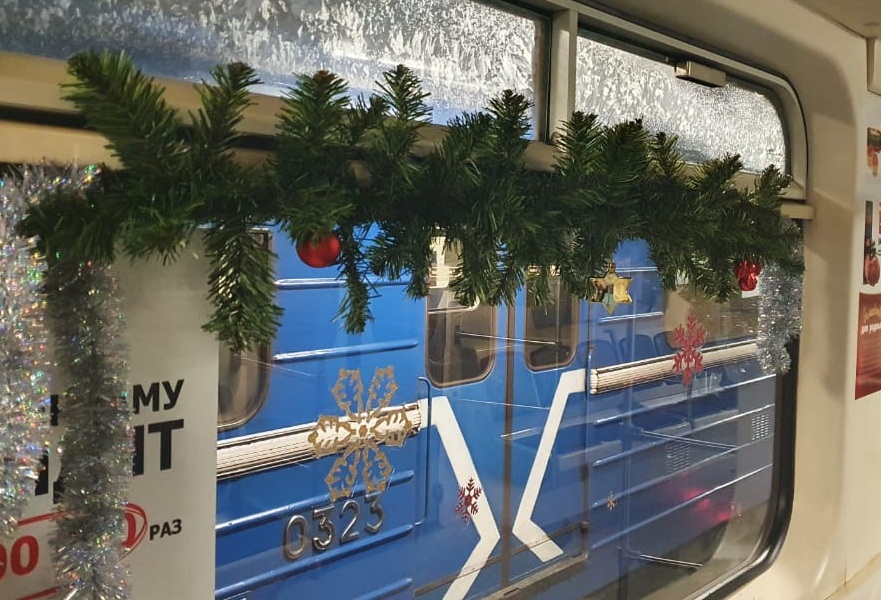 Новогодний поезд начал курсировать в нижегородском метро