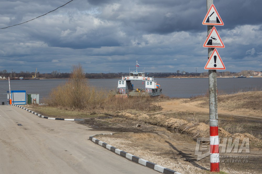 Жители Павлова смогут воспользоваться бесплатным паромом после демонтажа моста