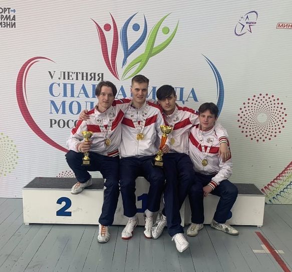 Нижегородские саблисты завоевали три медали на спартакиаде молодежи России