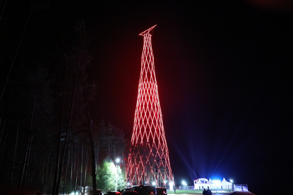 Подсветка Шуховской башни в Дзержинске будет включаться на час раньше 