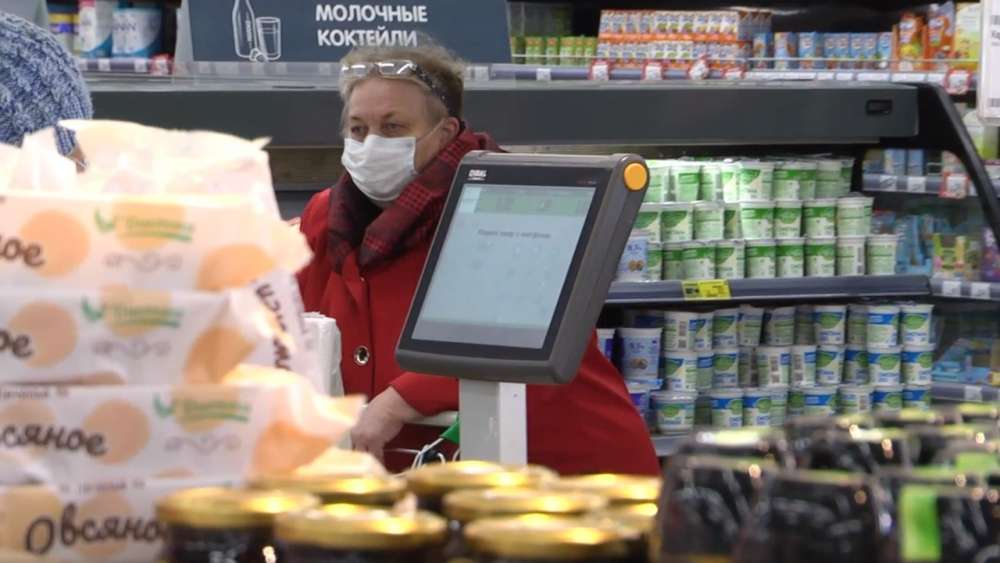 Минпром проверил соблюдение норм эпидбезопасности в 26 объектах торговли Борского района