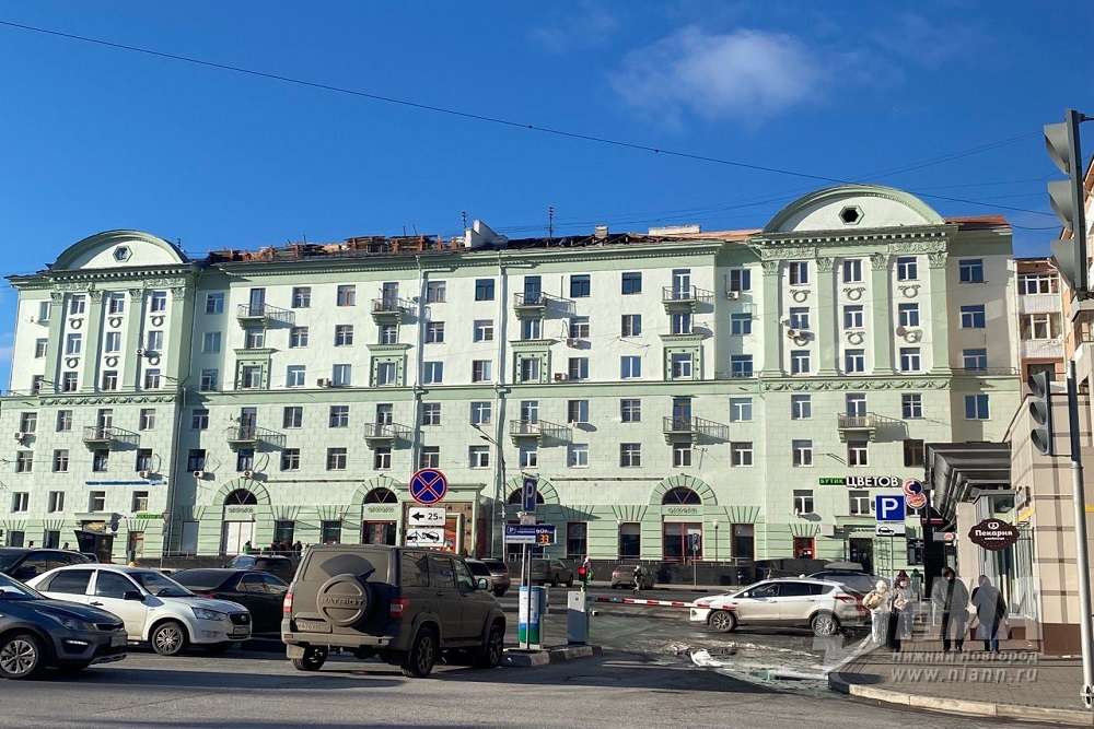 СК возбудил уголовное дело по факту падения мужчины с крыши в центре Нижнего Новгорода