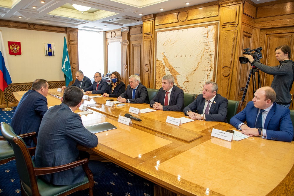 Нижегородские парламентарии отправились с рабочим визитом на остров Сахалин