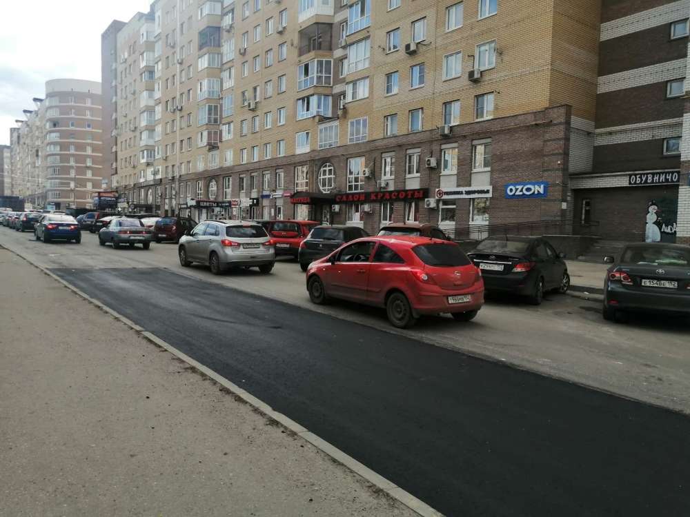 Возле 7. Нижегородский район. Московское шоссе 11а Нижний Новгород. Проспект Гагарина 90 Нижний Новгород. Коррупция на улицах.