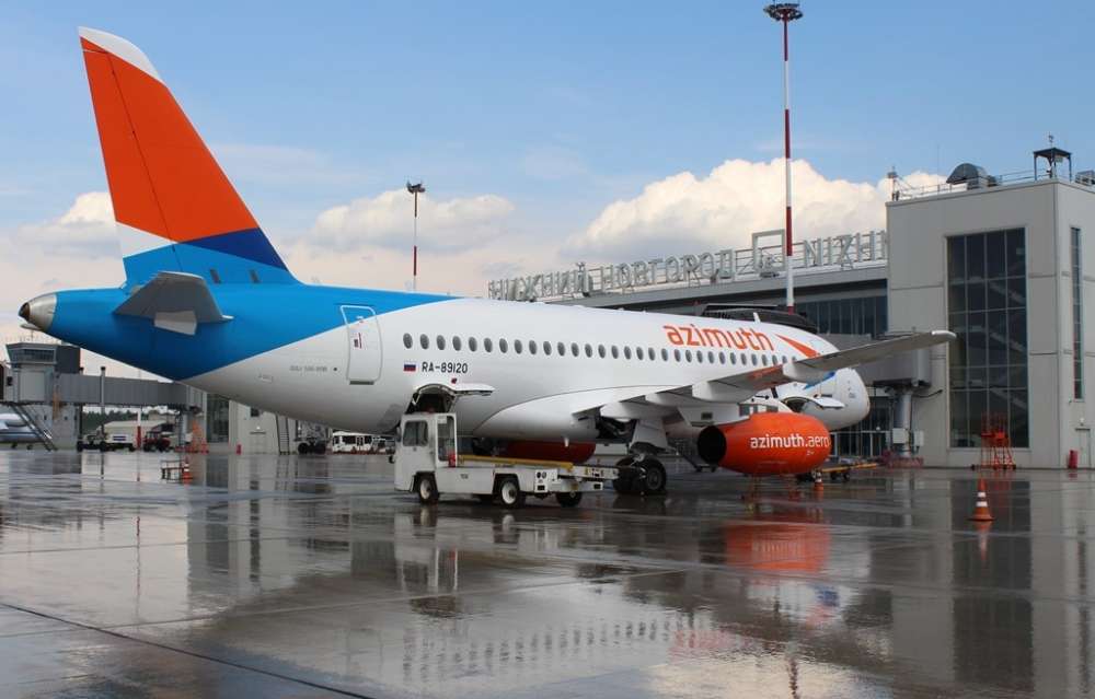 Авиакомпания Азимут возобновила полеты из Нижнего Новгорода в Саратов