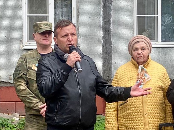 Депутат Гордумы Герман Карачевский принял участие в памятном митинге на улице Панфиловцев