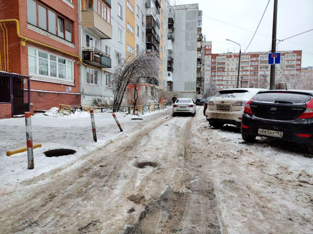 Почти 30 административных производств возбуждено в Нижегородской области из-за ненадлежащей уборки снега и наледи 