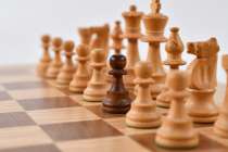 Российские шахматисты смогут выступать на международных соревнованиях под флагом FIDE до 2024 года