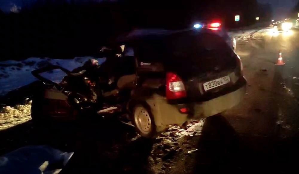 Смертельная авария с участием Lada Kalina и грузовика произошла под Выксой