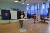 Александр Быков принял участие в голосовании на избирательном участке в Лыскове