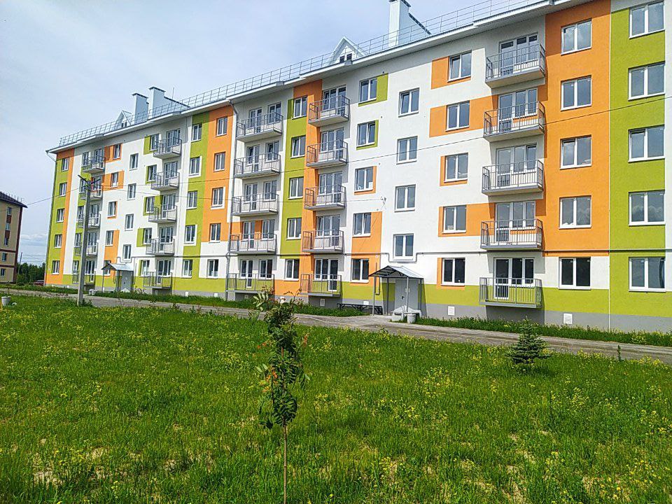Ключи от новых квартир в Володарске получил 181 житель аварийных домов