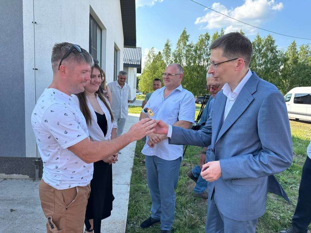 Семьям в Богородском округе Нижегородской области вручены ключи от новых домов