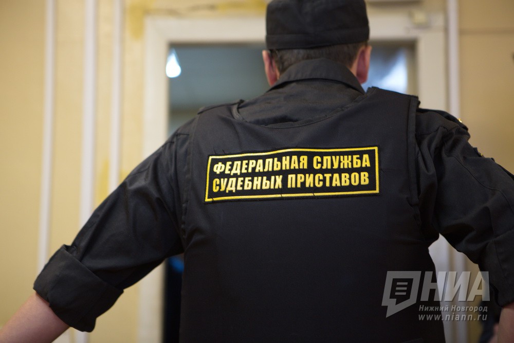Более 170 тысяч жителей Нижегородской области не могут выехать за границу из-за долгов
