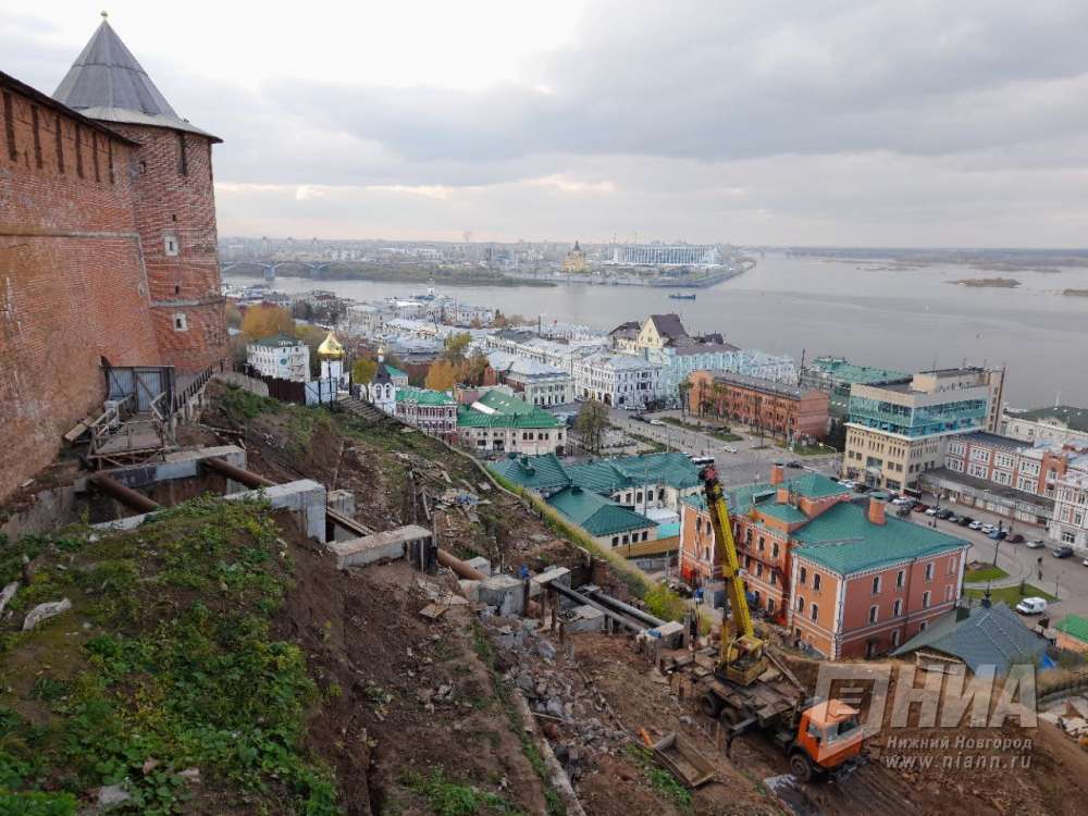 Запуск фуникулера на склоне Нижегородского кремля перенесли на осень