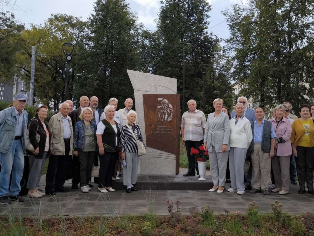 Благоустройство сквера имени Иконникова завершилось в Нижнем Новгороде по нацпроекту 