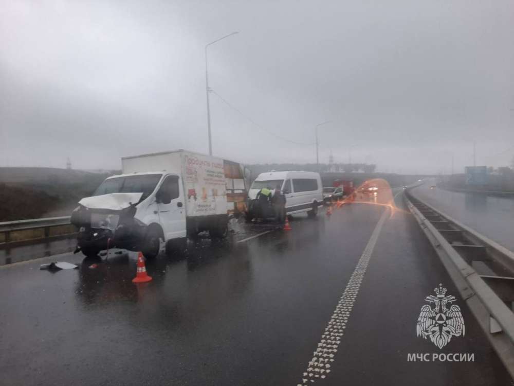 Один человек погиб и восемь пострадали в ДТП на трассе М-12 в Сергачском районе