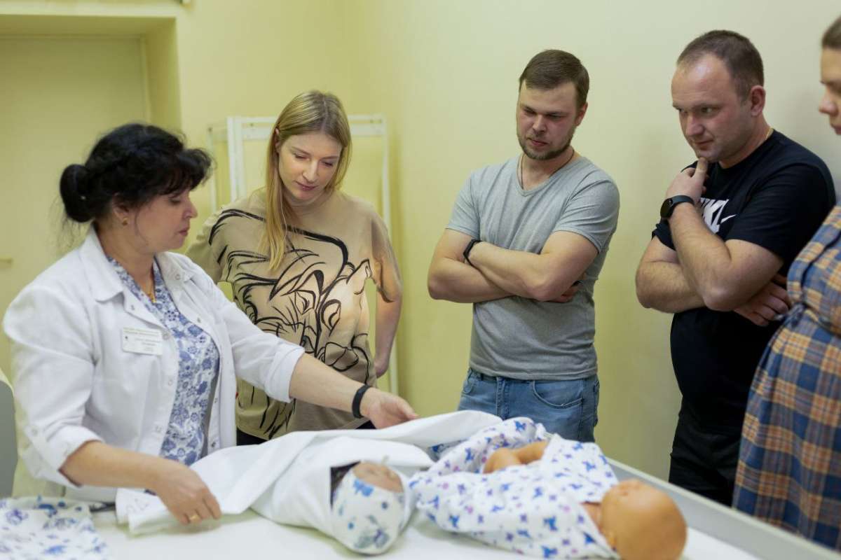 Занятия для будущих отцов проводятся в роддоме №4 Нижнего Новгорода