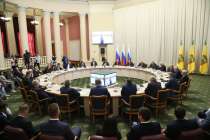 Законодатели ПФО намерены предложить на федеральном уровне идею увеличения кэшбека за путевки в детские лагеря до 50%