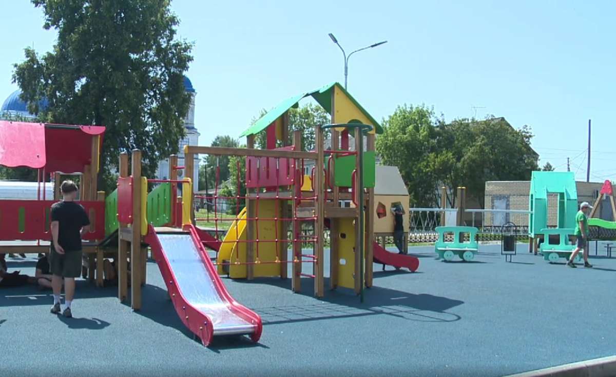 Многофункциональное пространство для отдыха всей семьей появилось в Шатках благодаря нацпроекту