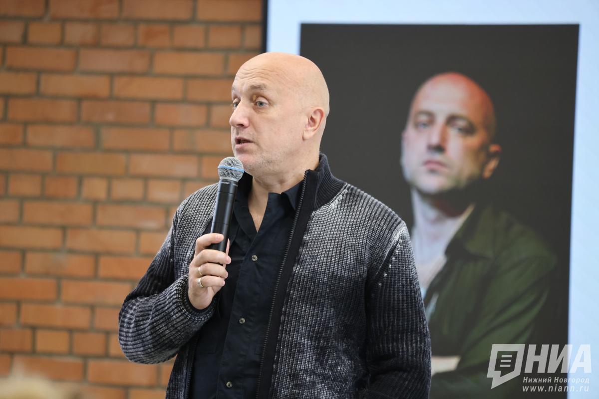 Прилепин предложил установить памятник героям СВО в центре Москвы