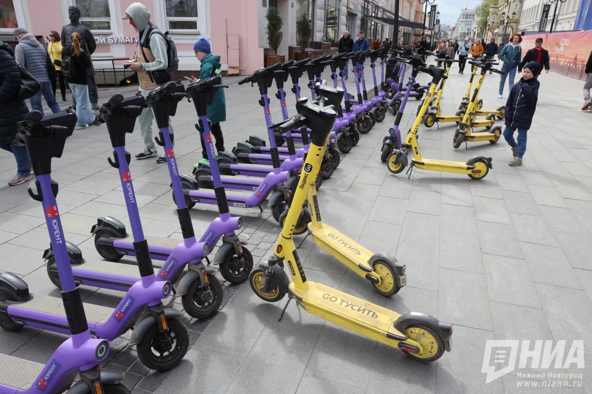 Власти Нижнего Новгорода начали пересматривать размещение парковок для самокатов