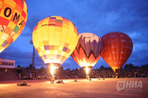 Вечернее свечение аэростатов 2025