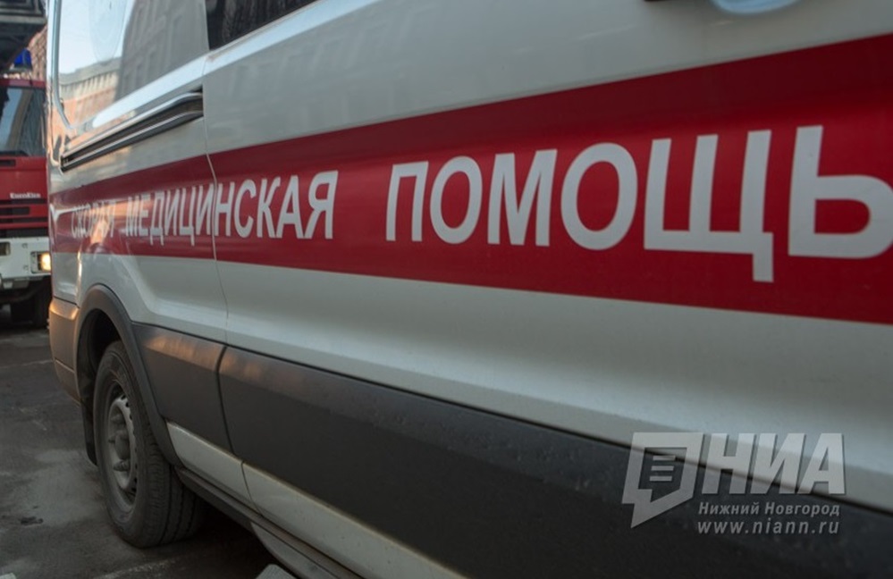 Три человека угодили в больницу после ДТП с мотоциклом около Сеченова