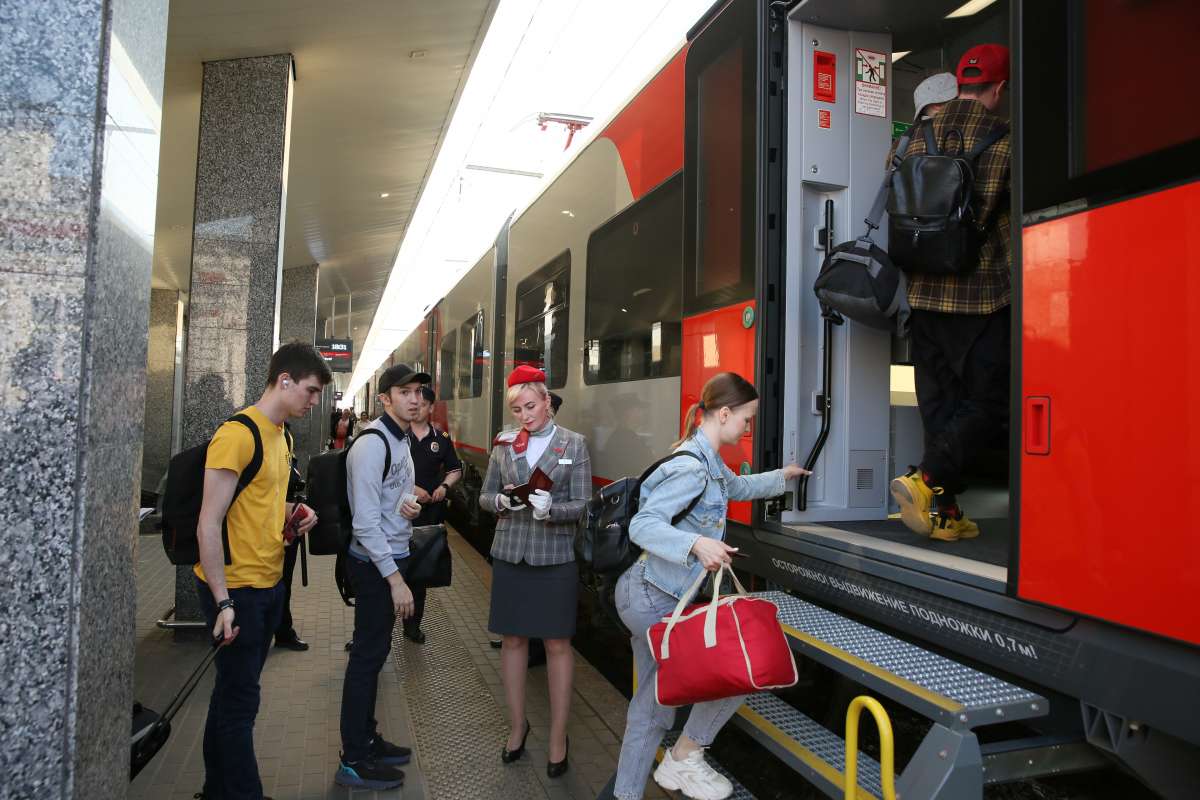 Ласточки перевезли свыше 3 млн человек на Горьковской магистрали в январе-сентябре