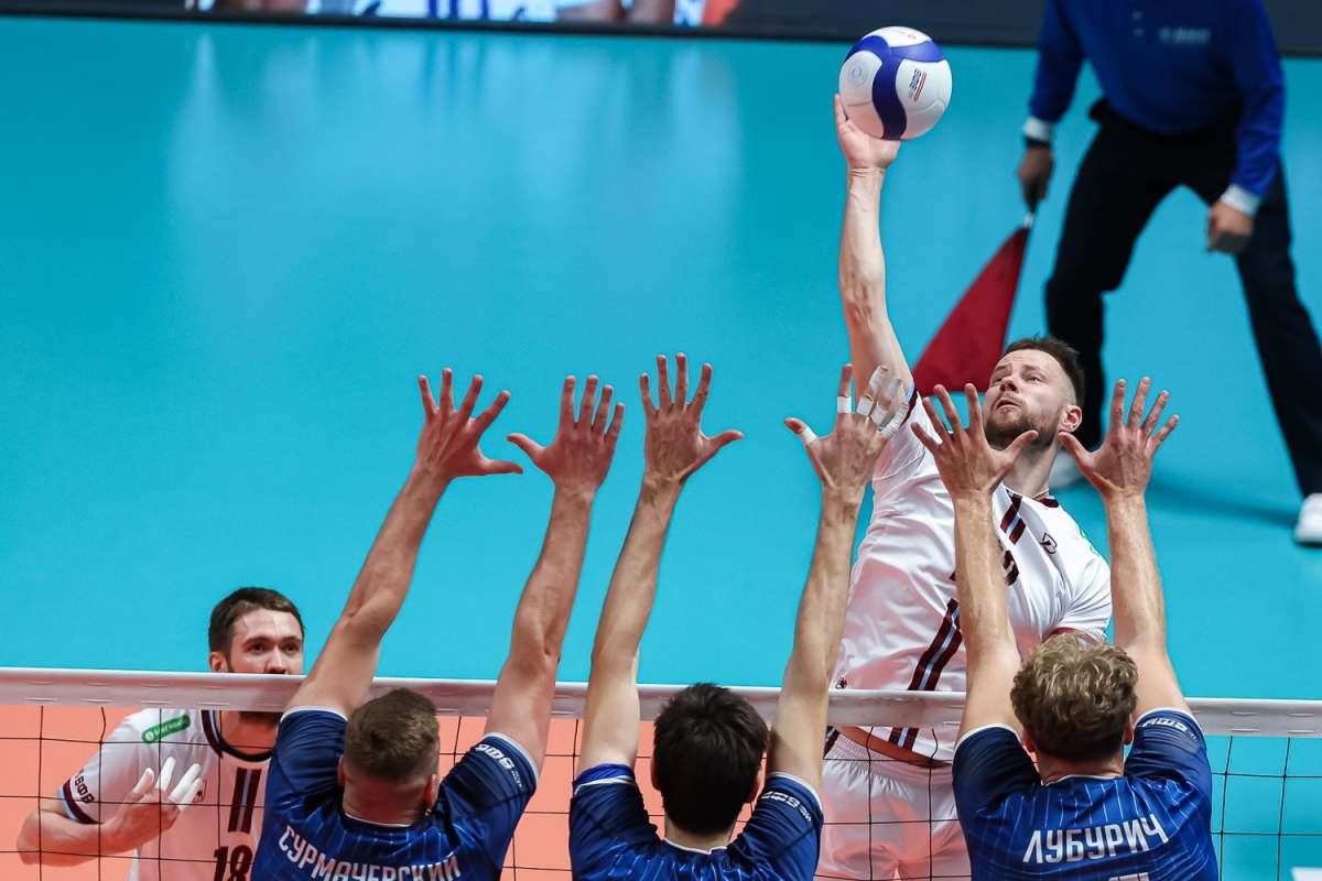 ВК Горький уступил чемпиону России