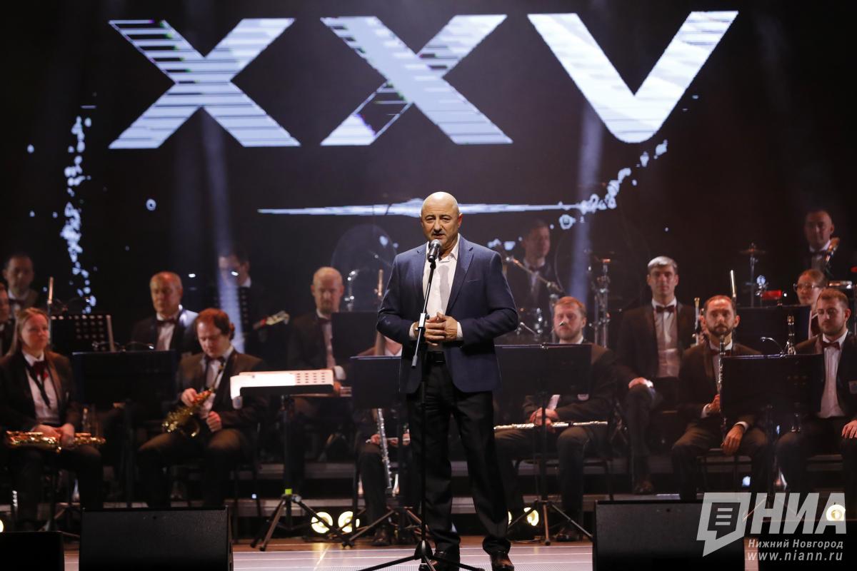 Нижегородский сенатор Вайнберг записал новый хит с Шаманом