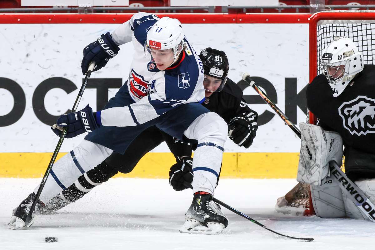 Чайка уступила Белым медведям со счетом 4:8