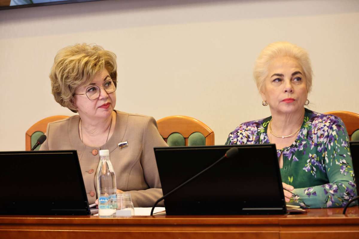 Евгений Люлин: Меры господдержки должны идти на образование, а не на погашение финансовых обязательств