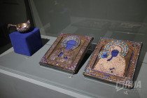 В НГХМ представили шедевры ювелирного искусства