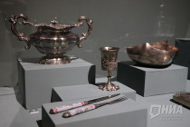 В НГХМ представили шедевры ювелирного искусства