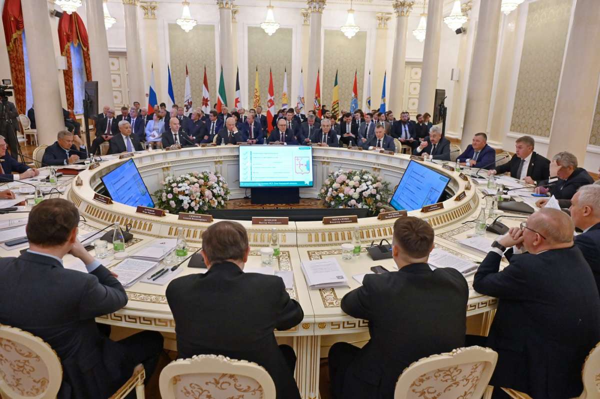 Павел Малков провел заседание комиссии Госсовета РФ по направлению Эффективная и конкурентная экономика