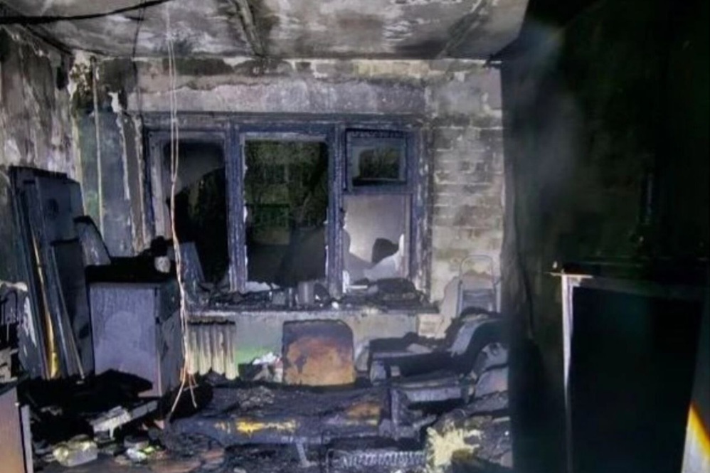 Один человек погиб, второй госпитализирован после пожара в Дзержинске