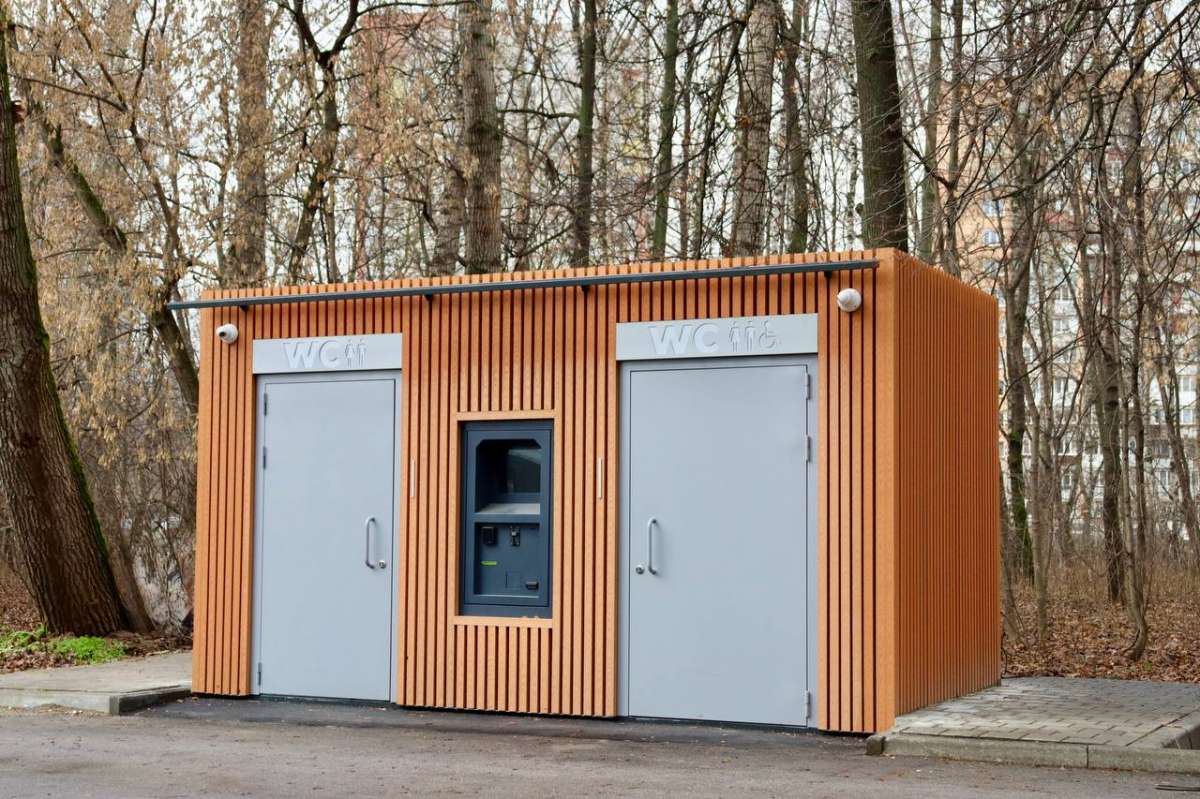 Еще два туалета установили в парках Нижнего Новгорода