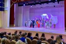 Новогодний иммерсивный спектакль показал театр Пиано в Первомайске