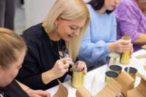 Нижегородские соцучастковые провели мастер-классы в поддержку бойцов СВО